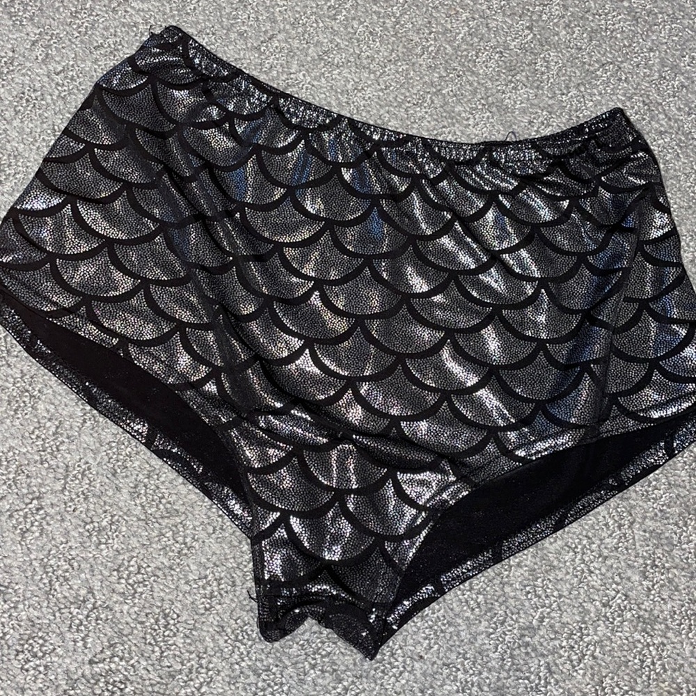 Mermaid booty shorts